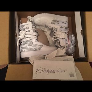 white camo air force 1
